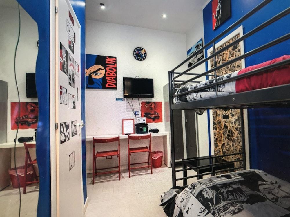 Comics Guesthouse Hostel Rome Luaran gambar